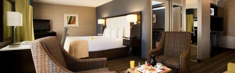 Glo Best Western Mississauga Corporate Centre Hotel