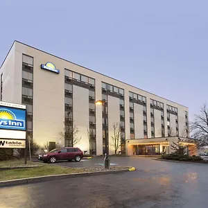Hotel Days By Wyndham West Ottawa