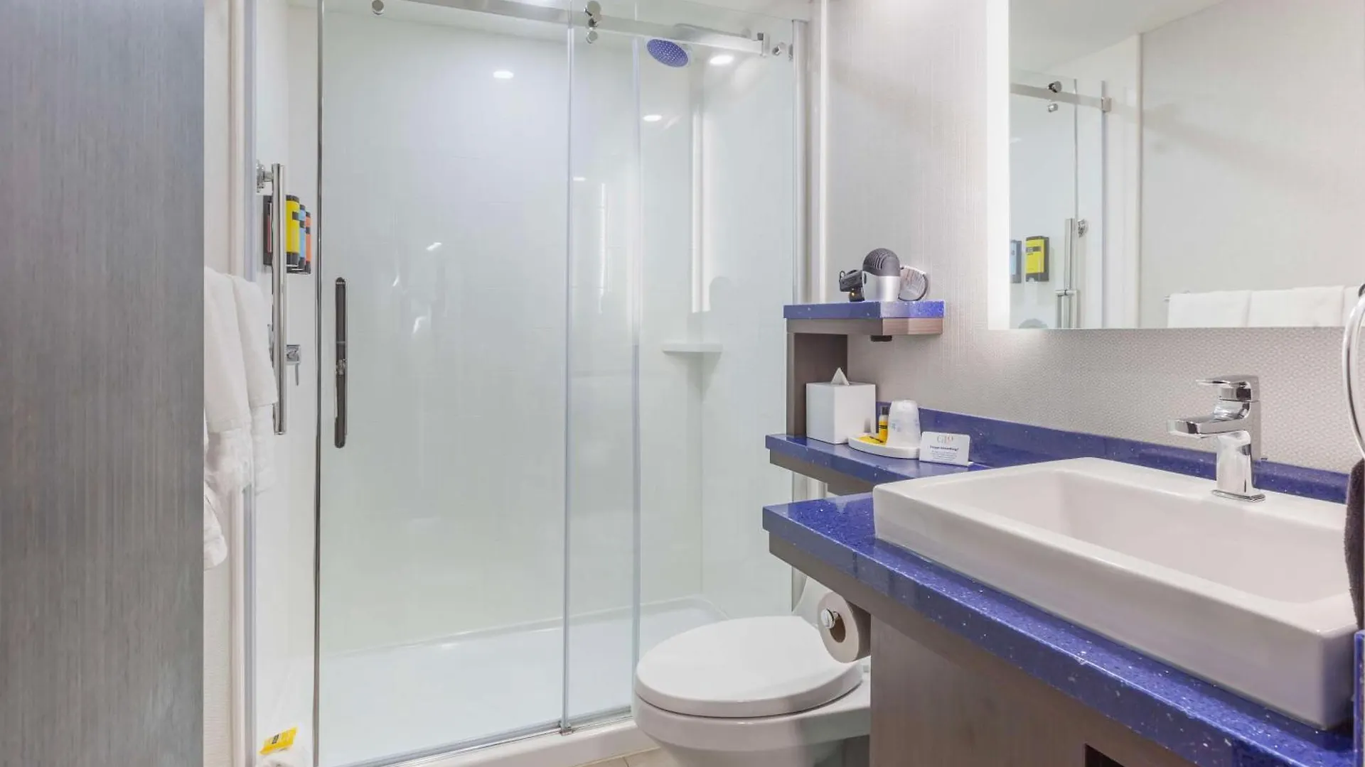 Glo Best Western Mississauga Corporate Centre 3*,  Canada