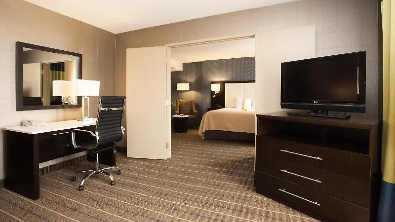 Glo Best Western Mississauga Corporate Centre Hotel